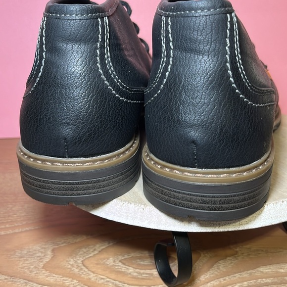 Varese Gobi‎ ll Black Faux Leather Chukka Boot Comfy Career Office Casual New - Picture 5 of 7